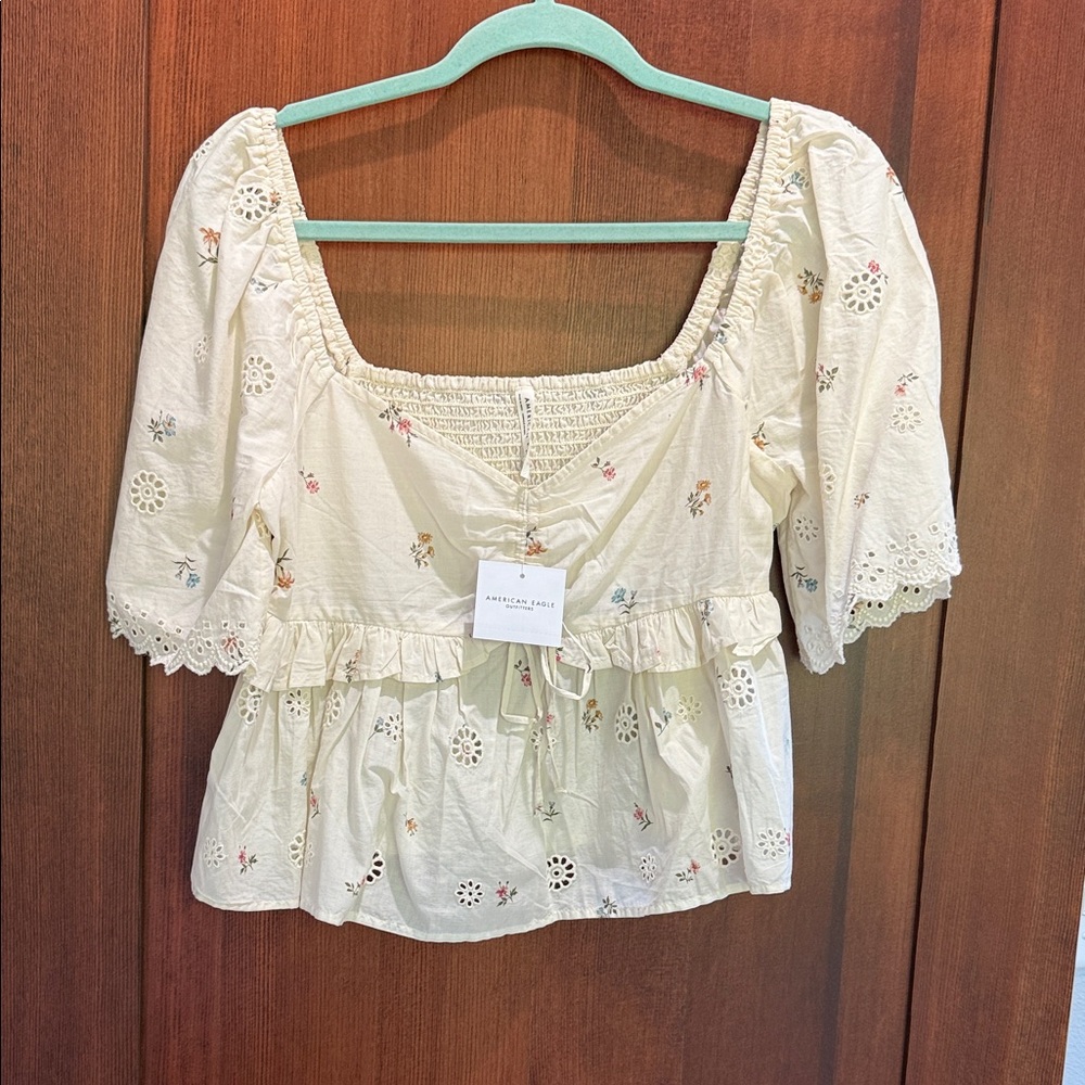 American Eagle Cream and floral print top